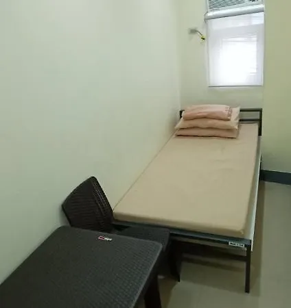 Snoozeph Hostel Manila Exterior photo